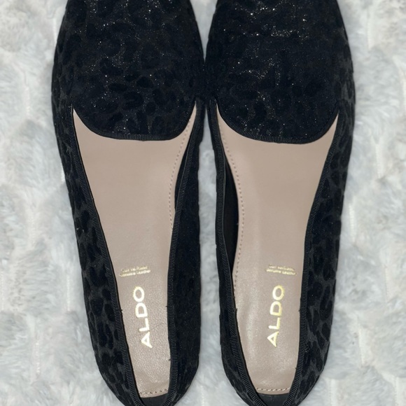 ALDO Black Floral Patterned Flats - Picture 1 of 6